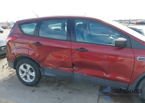 2015 Ford Escape S z USA, uszkodzony, nr VIN 1FMCU0F74FUA51701